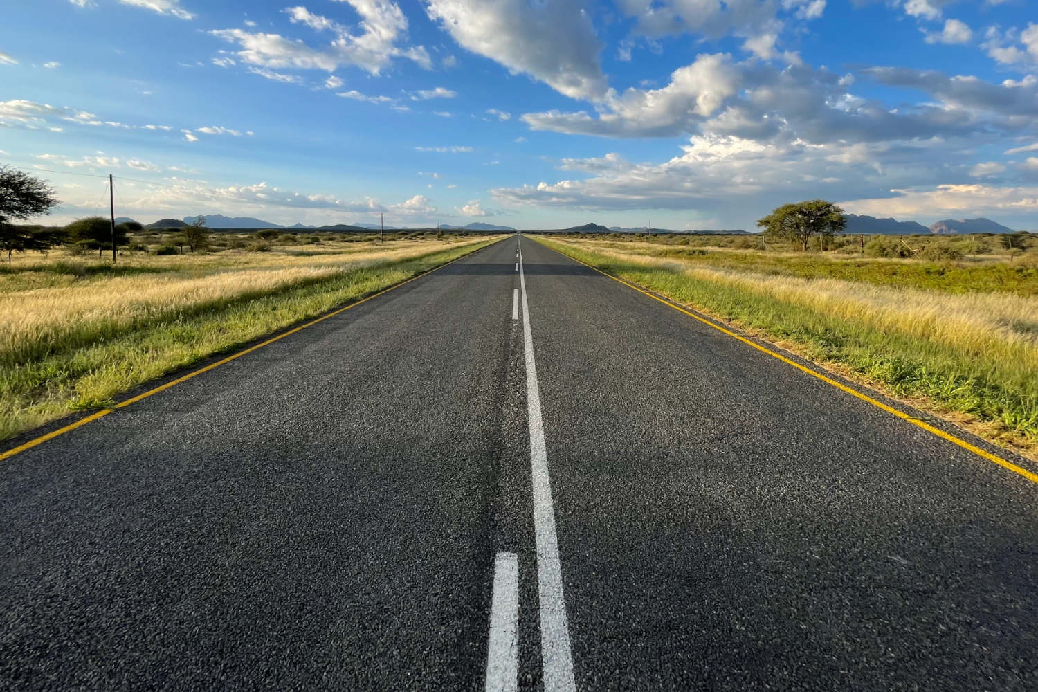 Tarmac road from Rehoboth to Windhoek in Namibia